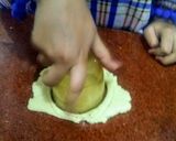 A picture of step 1 of Meethi tekiyan.
