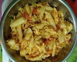प्याज़ टमाटर का पास्ता (pyaz tamatar ka pasta recipe in Hindi) रेसिपी चरण 4 फोटो