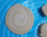 Foto langkah ke 8 dari resep Karipap Pusing.