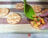A picture of step 18 of Mango and Chickpeas Salsa puffs.