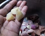 A picture of step 4 of Schezwan Soup.