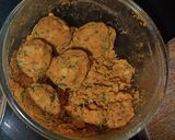 A picture of step 4 of Aloo Methi Stuff Paratha.