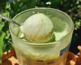 Hình bước làm 2 của món Matcha latte trái vải đơn giản