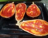 Foto del paso 4 de la receta: Berenjenas rellenas de verduritas y pollo🍆🐣🐥