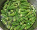 عکس مرحله 3 از دستور خورش بامیه