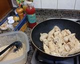 Foto del paso 3 de la receta: Pollo a la mostaza con verduras y salsa blanca