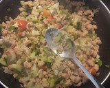 Foto del paso 4 de la receta: Tallarines de arroz con salsa de coco al curry