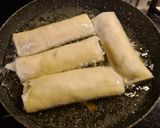 Foto langkah ke 6 dari resep Spring Roll Bihun Sosis Ayam.