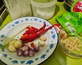 Foto langkah ke 1 dari resep Bihun Kuah.