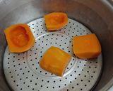 Foto langkah ke 1 dari resep Puding Labu Kuning Madu (Butternut Pumkin) Simple.