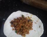 A picture of step 3 of Shrimp Paratha.
