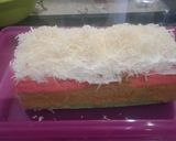 Foto langkah ke 3 dari resep Rainbow cake kukus.