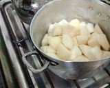 Foto del paso 1 de la receta: Postre de peras naturales con gelatina sin sabor (Fácil y fresco)