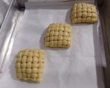 Foto langkah ke 6 dari resep Roti Ketupat aka Roti Tikar.