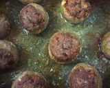 A picture of step 9 of Kofta Meatballs with Potatoes.