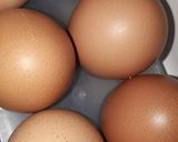 A picture of step 1 of Veggi egg fries.