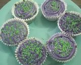 Foto del paso 6 de la receta: Cupcakes de colores monstruosos de vainilla