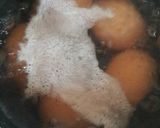 Tejszínes-sajtos rakott krumpli virslivel recept fázis 1 fotója