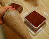 Foto langkah ke 6 dari resep Chocolate Dessert Box.