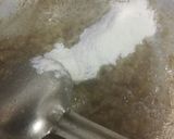 A picture of step 2 of Cream of Mushroom Soup With Spinach-Methi Egg Sandwich.