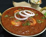 विदर्भातील झणझणीत सावजी अंडा शेरवा (saoji anda serva recipe in marathi) रेसिपी स्टेप 5 फोटो 