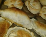 Foto del paso 6 de la receta: Empanadas Salteñas: Queso picante y Carne (mi versión)