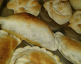 Foto del paso 6 de la receta: Empanadas Salteñas: Queso picante y Carne (mi versión)