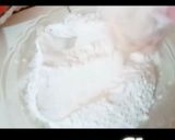 A picture of step 5 of KFC style zinger Burger.