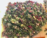 Foto del paso 2 de la receta: Ensalada de hojas de betarraga al vapor