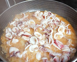 Foto del paso 3 de la receta: Arroz meloso de chipirones y gambón