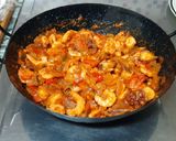 Foto del paso 4 de la receta: Empanada de pulpo y gambas