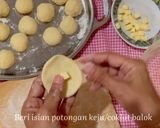 Foto langkah ke 5 dari resep Honeycomb Bread / Roti Sarang Lebah.