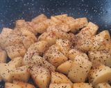 Une image de l'étape 2 de Pommes de terre sautées sauce grecque version 5max.