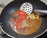 A picture of step 2 of BBQ kabab karahi.