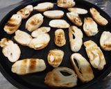 Foto del paso 1 de la receta: Pizzetitas de pan tostado