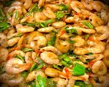 Hình bước làm 3 của món Tôm Đất Xào Ngò Gai