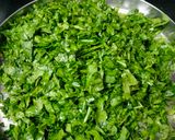 A picture of step 1 of Punjabi Palak Sarson Ka Saag.