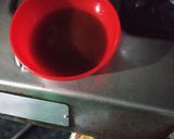 A picture of step 4 of Murmura Pakoda Chilli.