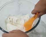 Foto langkah ke 7 dari resep Trio chocomoca batik cake.