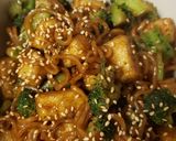 A picture of step 6 of Vegan General Tso Tofu and Noodles.