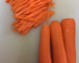 A picture of step 1 of Japanese Carrot Fry with Salty Fishegg.