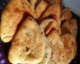 صورة لخطوة 6 من وصفة أقراص بحشوه الزعتر الأخضر والجبنه 🤭🤭🤭👍💚
