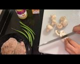 A picture of step 2 of Chicken Steaks with Mushroom Sauce.