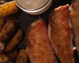 Foto del paso 5 de la receta: Loritos a la Plancha con Patatas Gajo y Mayonesa de Soja y Salsa de Humo