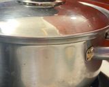 Foto del paso 7 de la receta: Habichuelas con níscalos y acelgas …y chorizo si quieres!! Rápido y rico, rico!! 25’