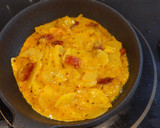 Foto del paso 12 de la receta: Tortilla de patata con Tomate seco y parmesano