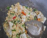 Foto langkah ke 5 dari resep Mie Jawa Pipih Goreng (Gurih Meresap, Anti Gumpal!) Jesslyn Orlane.