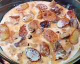 Foto del paso 8 de la receta: Patató con ajetes, setas y gambas