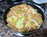 Foto del paso 7 de la receta: Fideos chinos con gambas y pollo