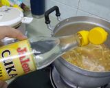 Gambar langkah 5 resipi Hot & Sour Soup.